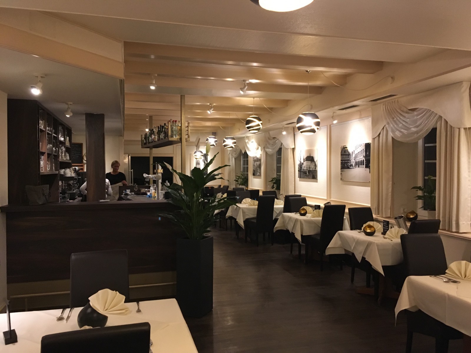 Restaurant In
