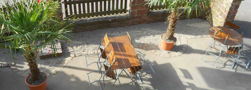 Schloss Cafe Zur Wolfsschlucht  in Zwingenberg/ Neckar