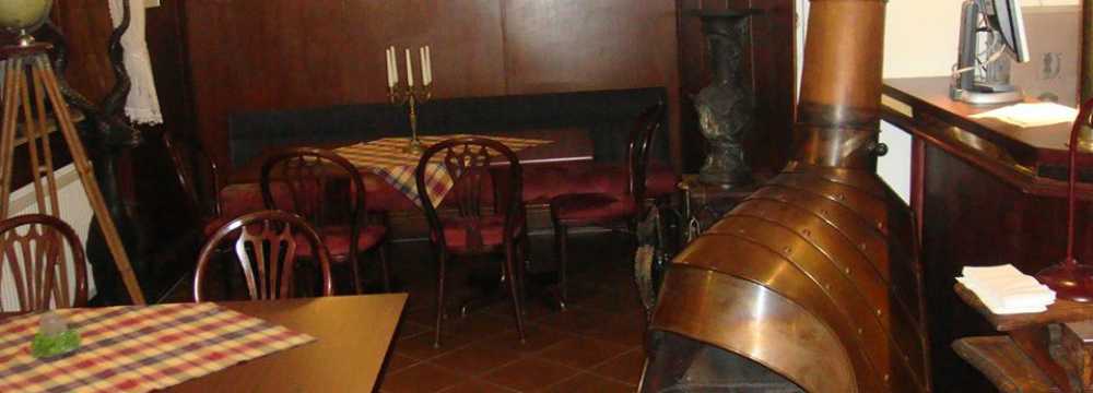 Schloss Cafe Zur Wolfsschlucht  in Zwingenberg/ Neckar