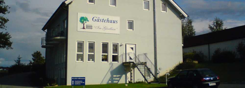 Im G�rtlein - Gastst�tte & G�stehaus in Creu�en