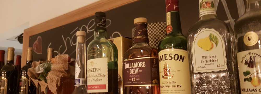 Frau Hopf im Schlo�caf� in T�bingen