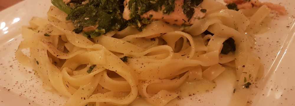 Frau Hopf im Schlo�caf� in T�bingen