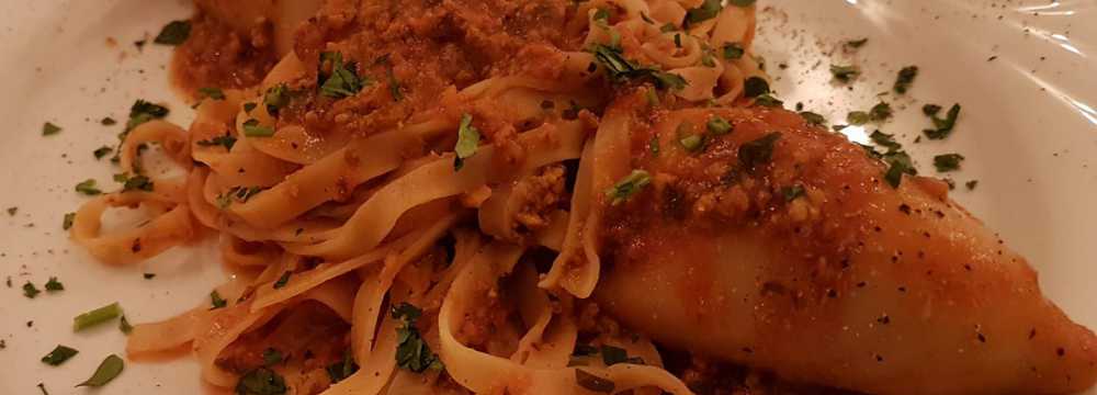 Frau Hopf im Schlo�caf� in T�bingen