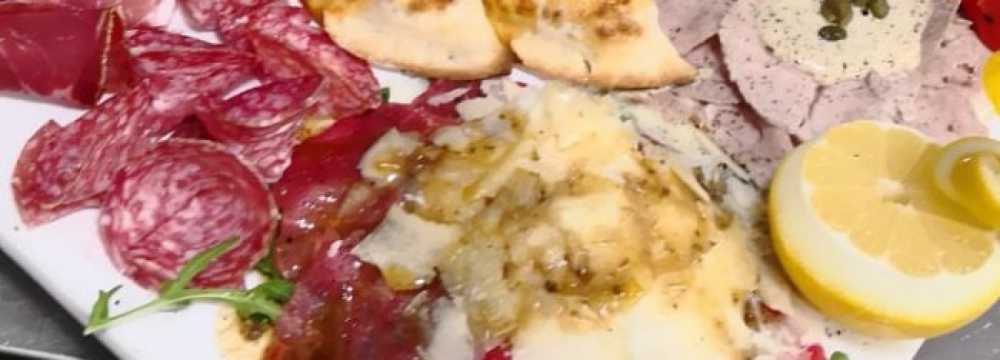 Frau Hopf im Schlo�caf� in T�bingen