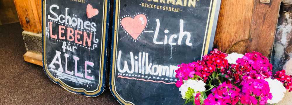 Frau Hopf im Schlo�caf� in T�bingen