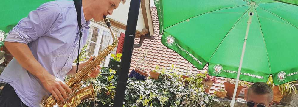 Frau Hopf im Schlo�caf� in T�bingen