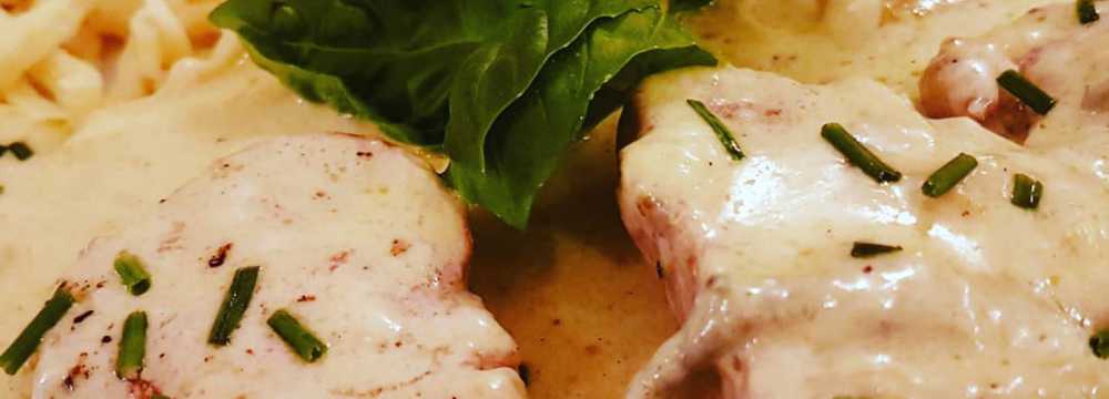 Frau Hopf im Schlo�caf� in T�bingen