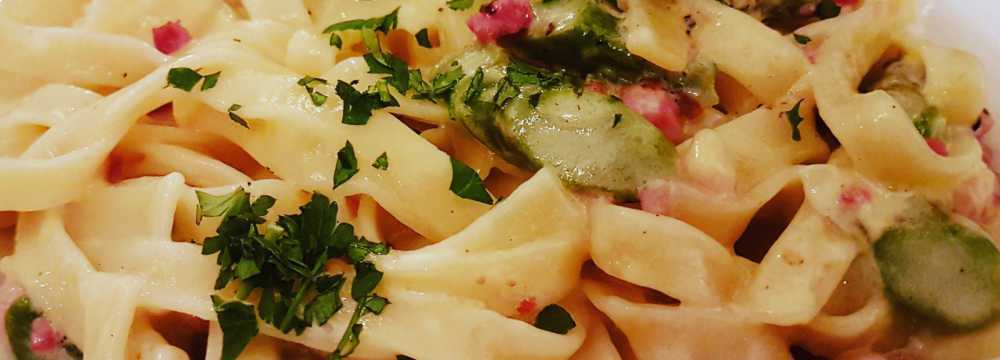 Frau Hopf im Schlo�caf� in T�bingen