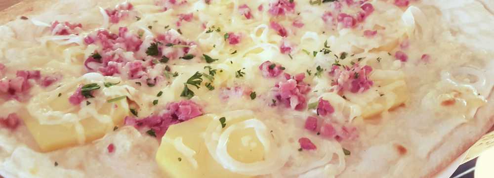 Frau Hopf im Schlo�caf� in T�bingen