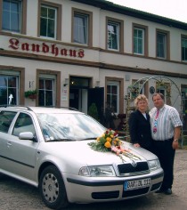 Logo von Restaurant Landhaus Ladeburg  in Bernau