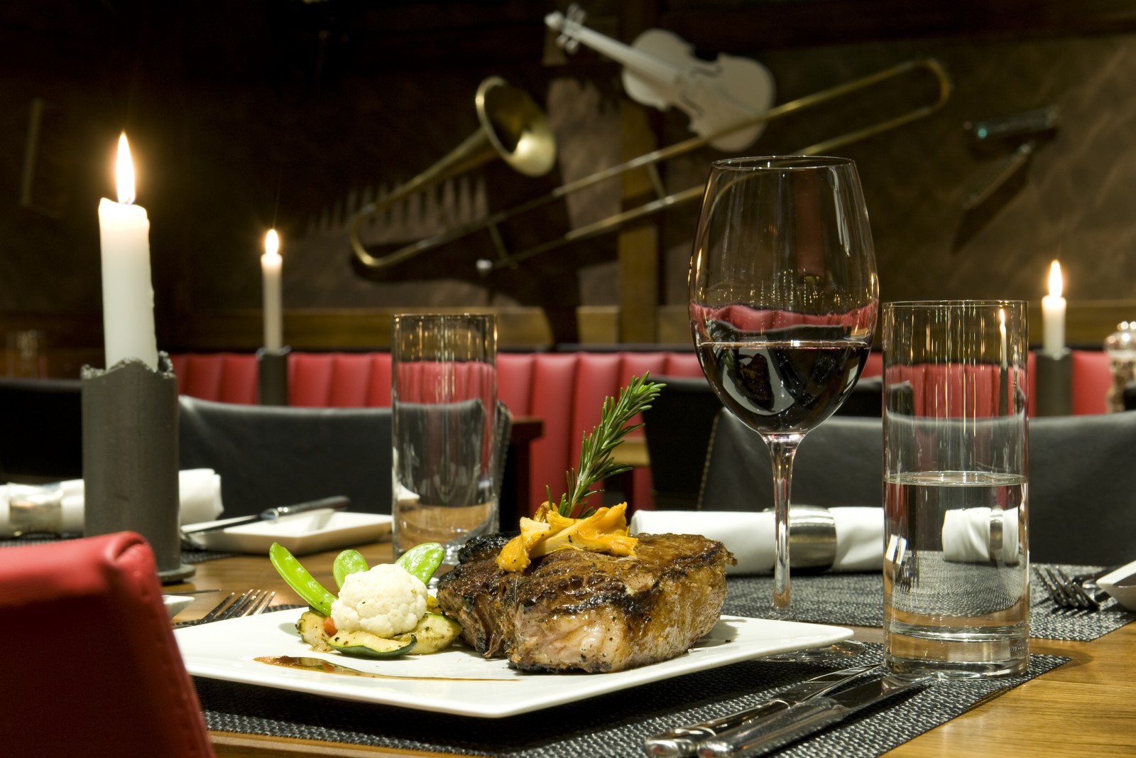 Restaurant tonWERK 800° Steak & Hummer