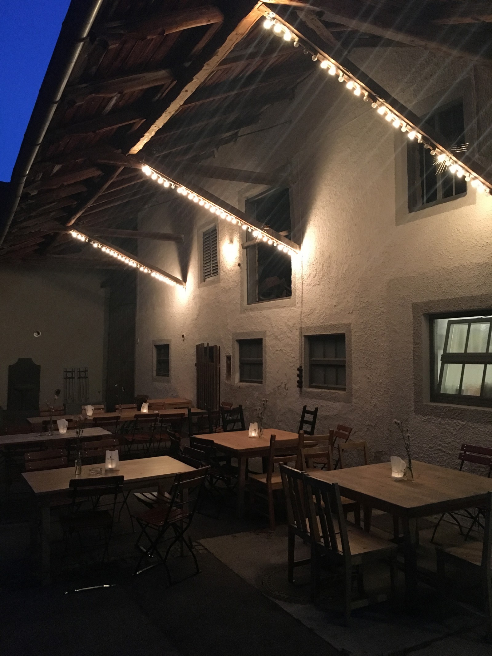 Der Weinbeisser in Anzing, Foto 1