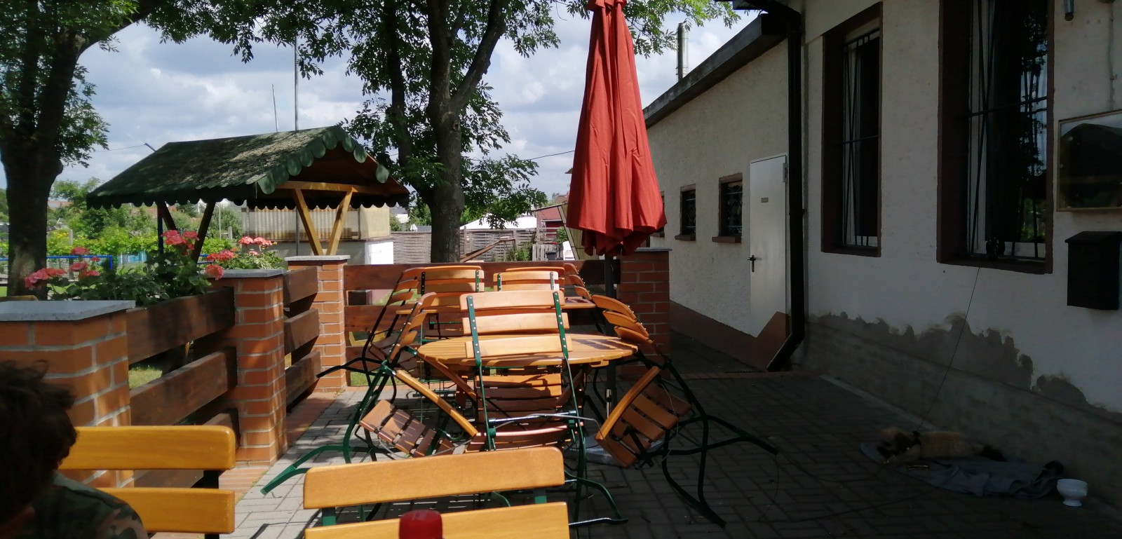 Yves kleine Kneipe in Luckenwalde , Foto 2