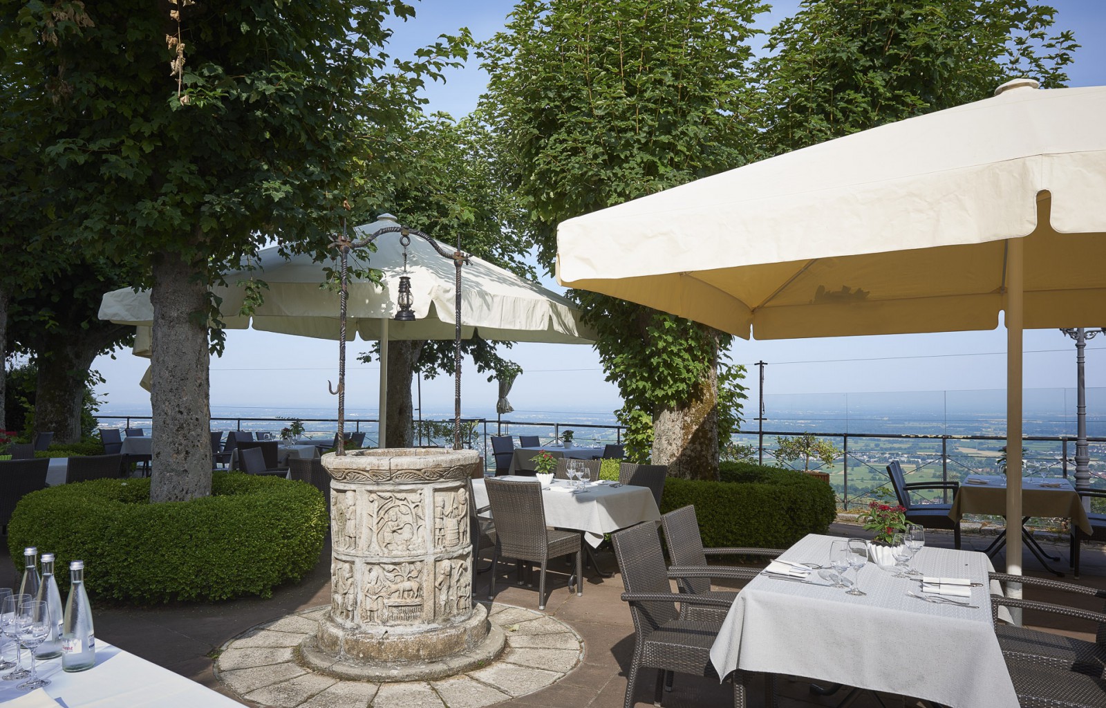 Burg Windeck Hotel- und Restaurant in Bühl, Foto 2