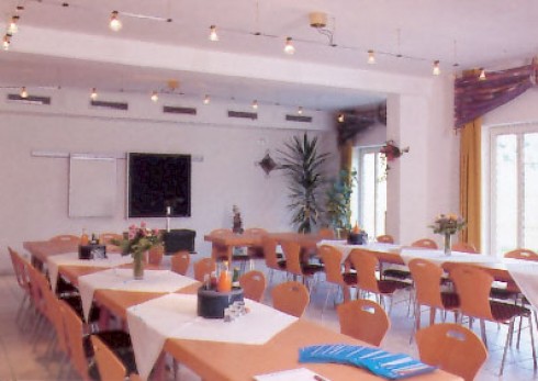 Hotel zur Post - Restaurant in Obernzell, Foto 3