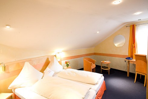 Restaurant im Hotel Steuermann in Karlsruhe, Foto 3