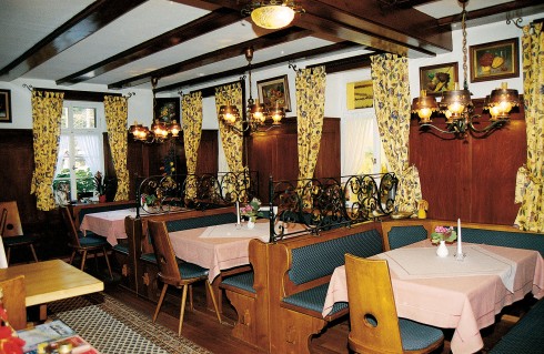 Berggasthof Haldenhof in Raich, Foto 1