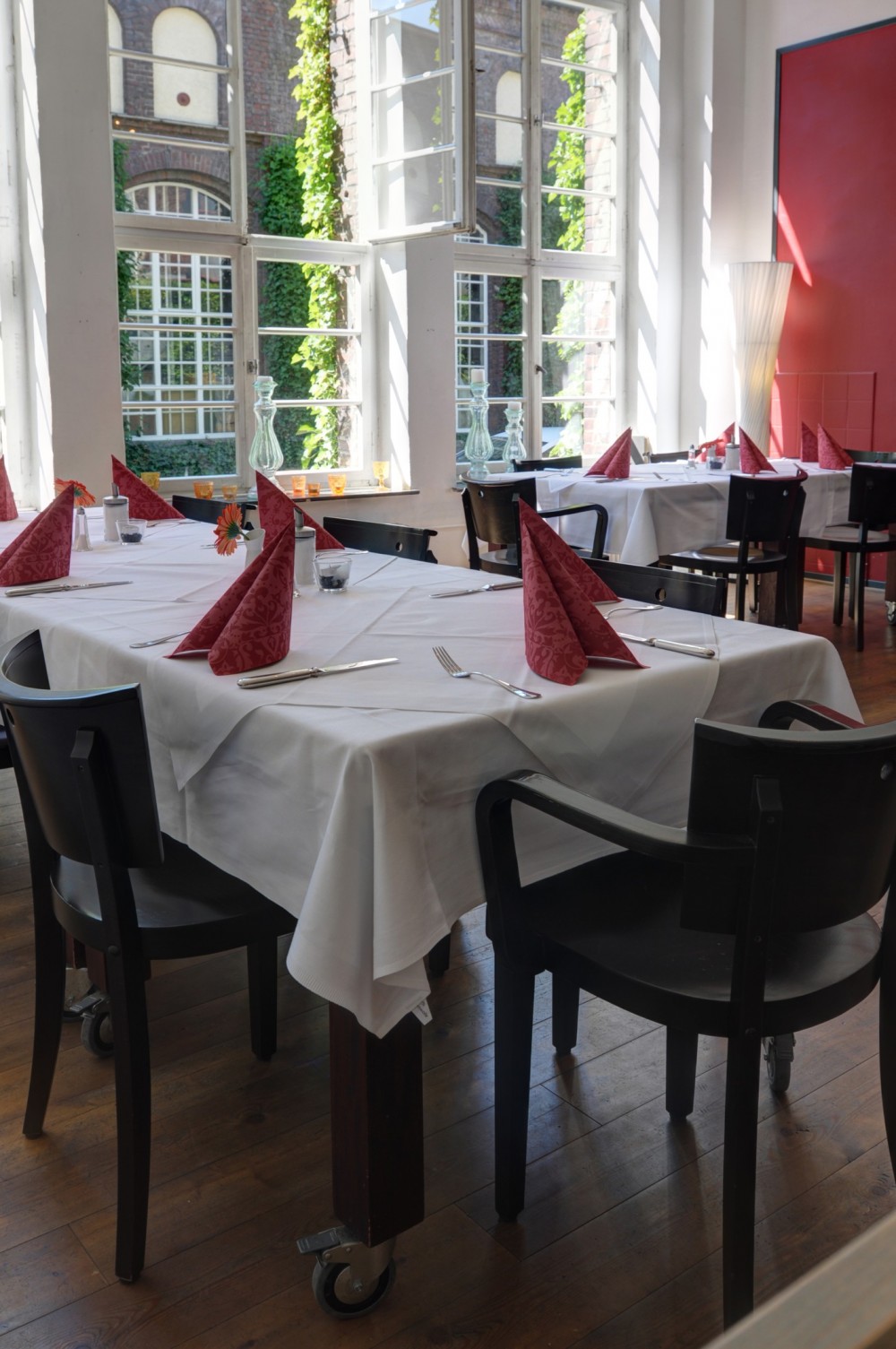 Über Tage - Restaurant im Hotel Alte Lohnhalle in Essen, Foto 2