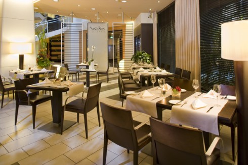 Torii Bar & Bistro im hotel nikko düsseldorf in Düsseldorf, Foto 1