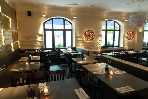 Myra Restaurant Cafe Bar in München, Foto 1