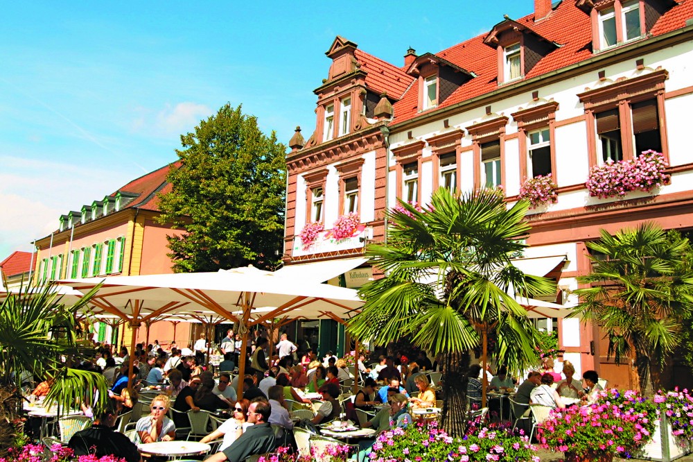 Kaffeehaus am Schloßplatz in Schwetzingen, Foto 2