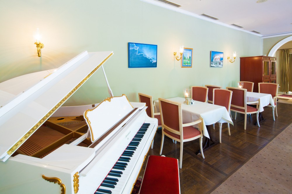Schlosshotel-Rheinsberg in Rheinsberg, Foto 1