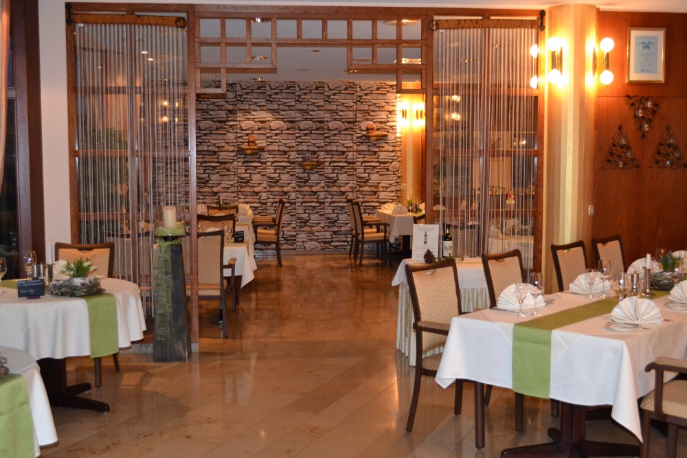 Panorama-Restaurant / Flair Park-Hotel Ilshofen in Ilshofen, Foto 2