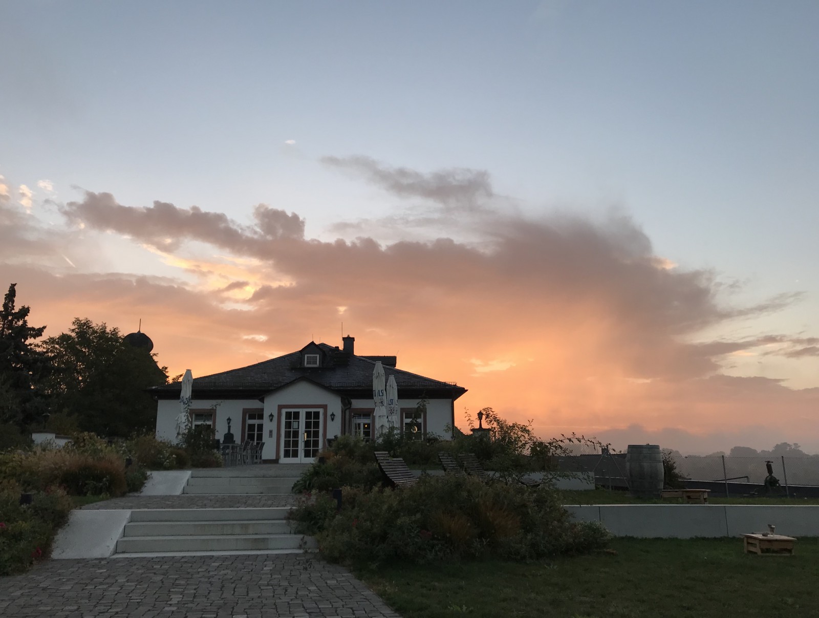 Domänenweingut Schloss Schönborn Vinothek & Weinbistro in Hattenheim, Foto 1