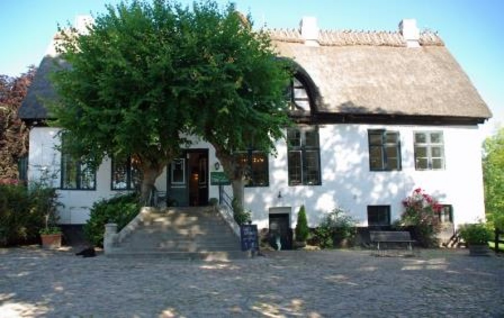 Café Lindauhof in Boren , Foto 1