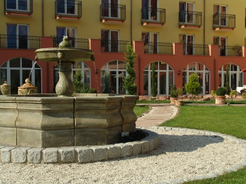 Hotel Villa Toskana - Ristorante Medici in Leimen, Foto 1