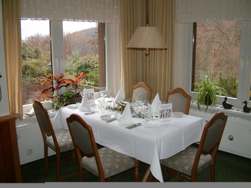 Hotel-Restaurant Das Waldhaus  in Maikammer, Foto 2