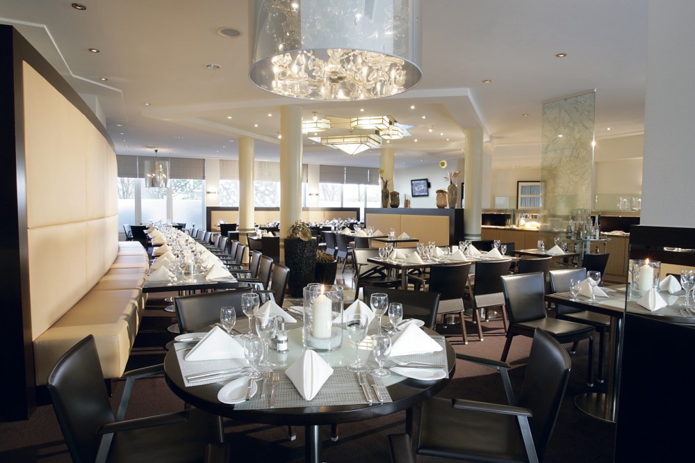 Lindner Hotel Airport - Bistro-Restaurant Albatros in Düsseldorf, Foto 2