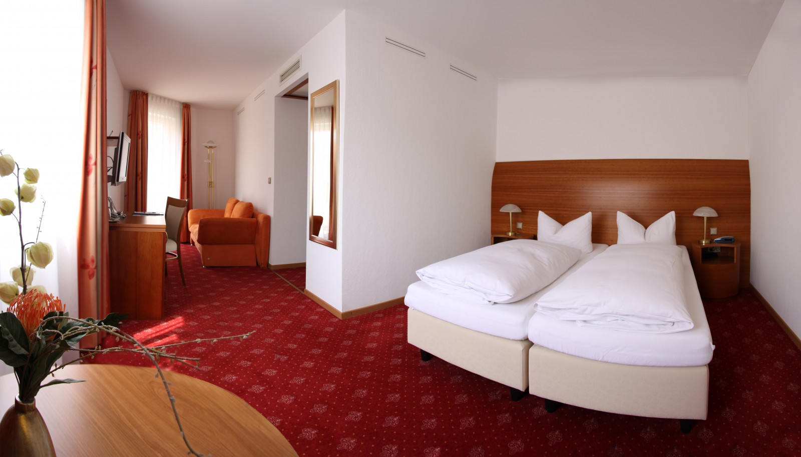 Hotel zur Pfalz Kandel GmbH & Co. KG in Kandel, Foto 1