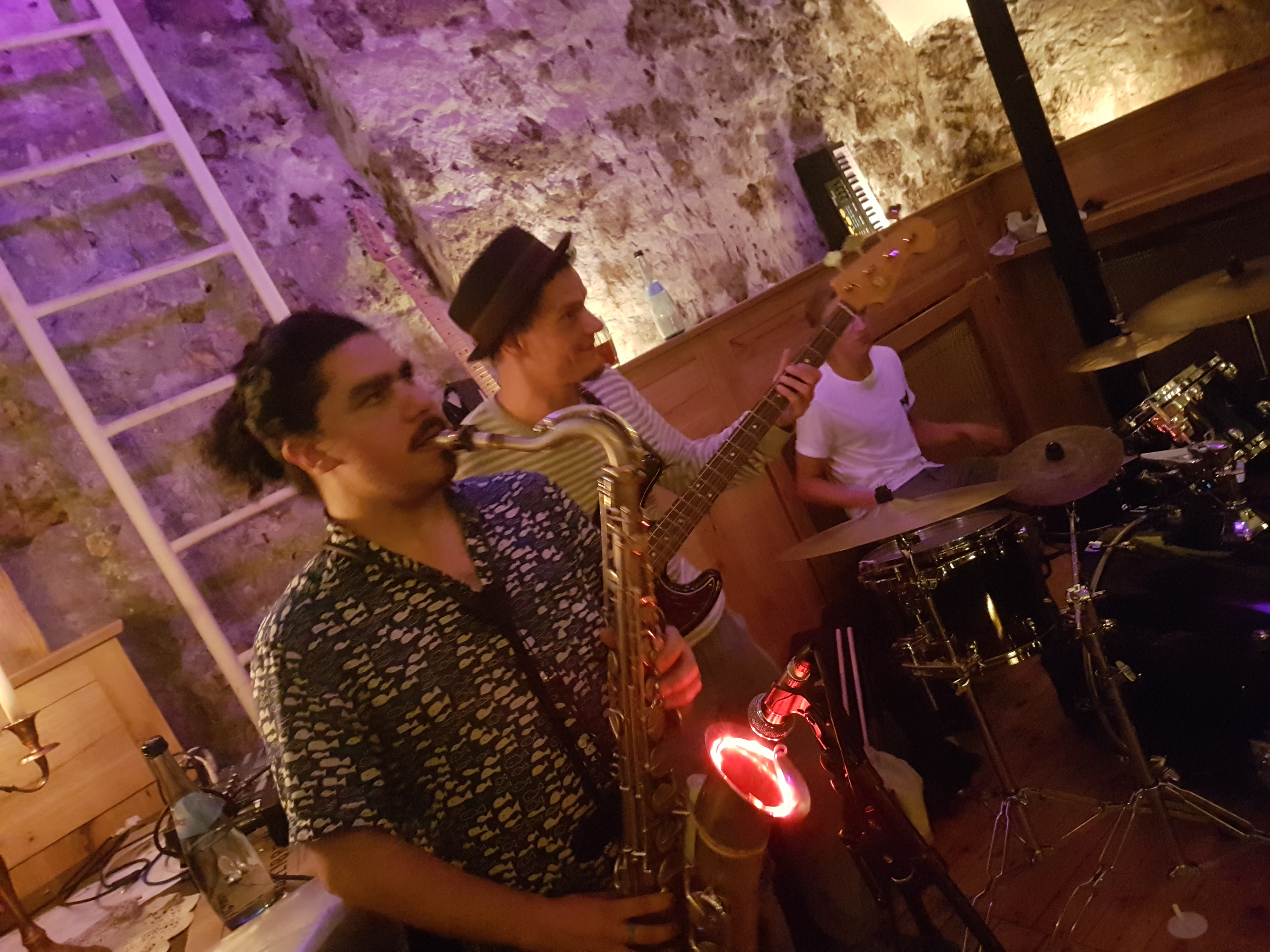 Wir suchen immer tolle Musiker :-)