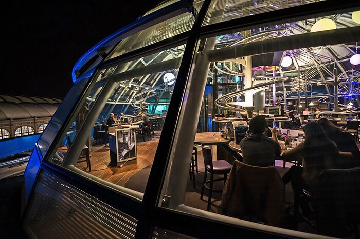 Schwerelos - Das Achterbahnrestaurant Dresden in Dresden, Foto 2
