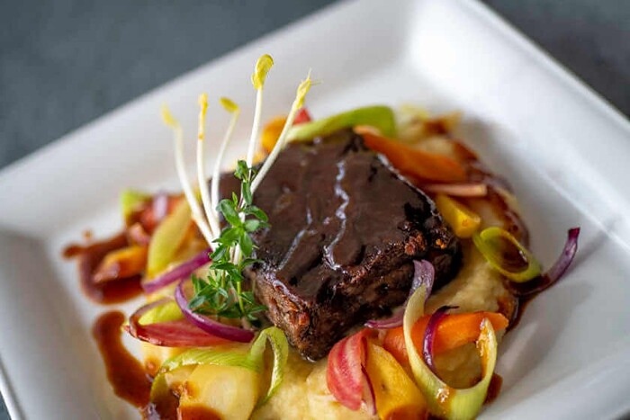 BRASSERIE: Restaurant - Bar - Lounge an der Alten Mälzerei in Mosbach