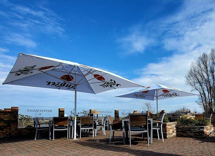 Seaside Pepelow Restaurant in Pepelow