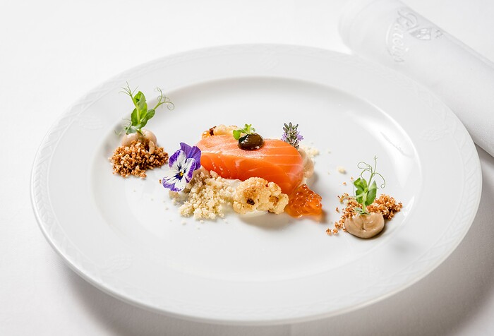 Restaurant Kaminstube im Hotel Bareiss in Baiersbronn