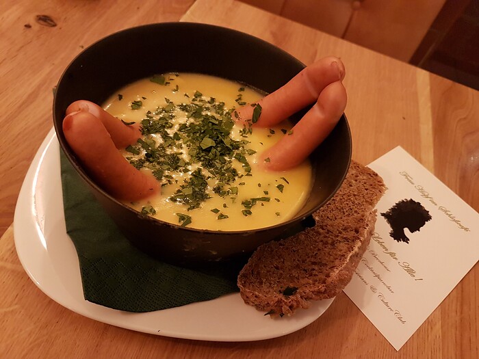 Frau Hopf im Schloßcafé in Tübingen, Foto 100