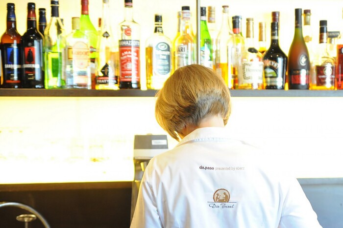 DIE INSEL - IHR RESTAURANT & CAFÉ in Bonn, Foto 3