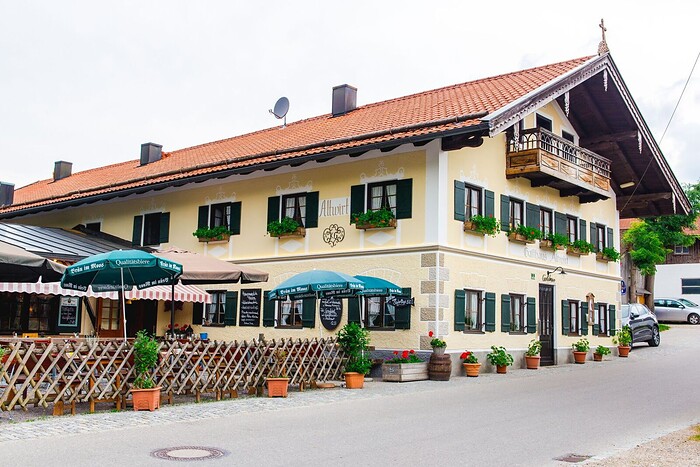 Restaurant Altwirt in Wackersberg in Wackersberg