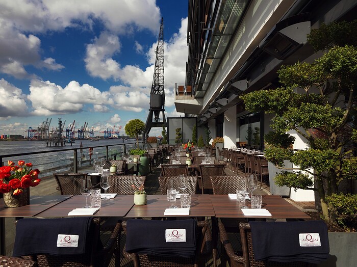 am kai | restaurant. seafood. drinks. elbblick in Hamburg, Foto 5