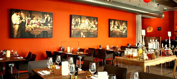 am kai | restaurant. seafood. drinks. elbblick in Hamburg, Foto 1