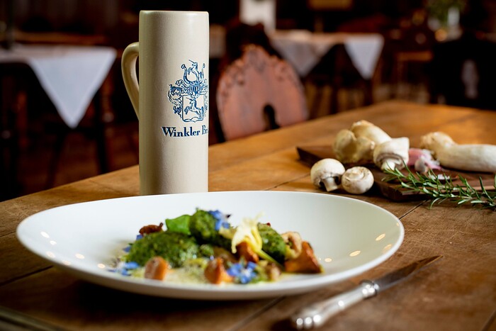 Winkler Bräu ****S Gutshofhotel & Privatbrauerei in Velburg, Foto 4