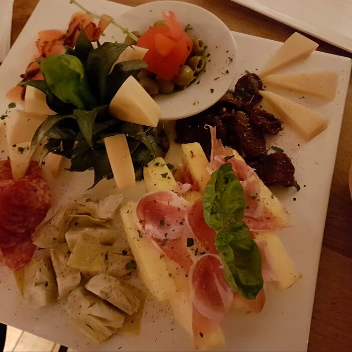 Frau Hopf im Schloßcafé in Tübingen, Foto 70
