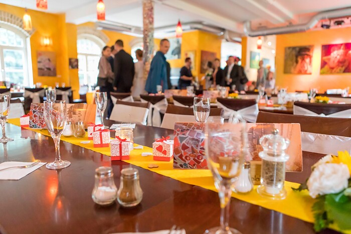 Wunderbar Weite Welt , Cafe Bar Restaurant Club in Eppstein, Foto 4