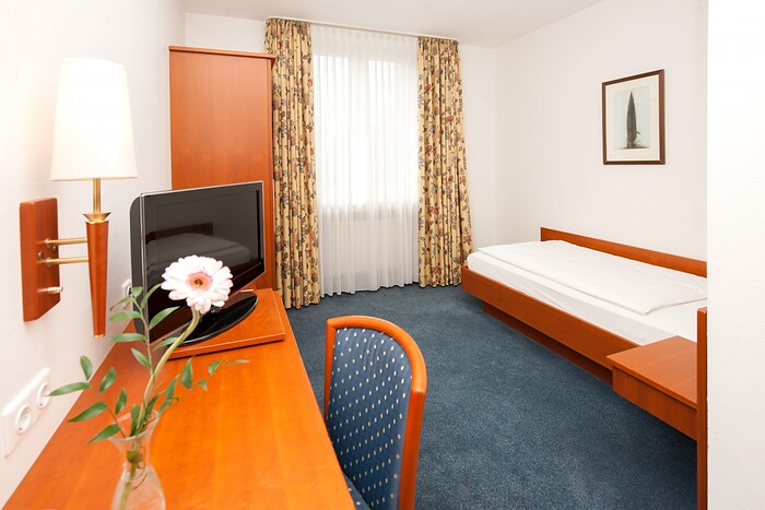 Hotel & Restaurant Schützenburg Hauptstraße 116 in Burscheid, Foto 8