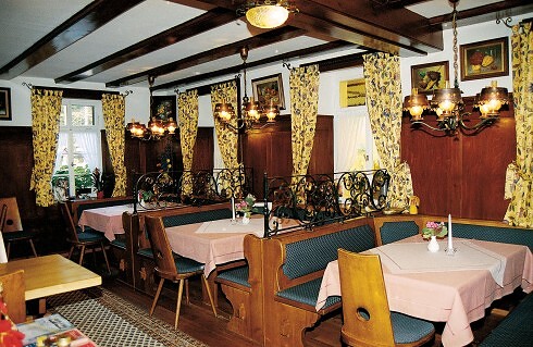Berggasthof Haldenhof in Raich, Foto 1