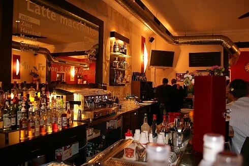 Bar Centrale in Holzkirchen, Foto 10
