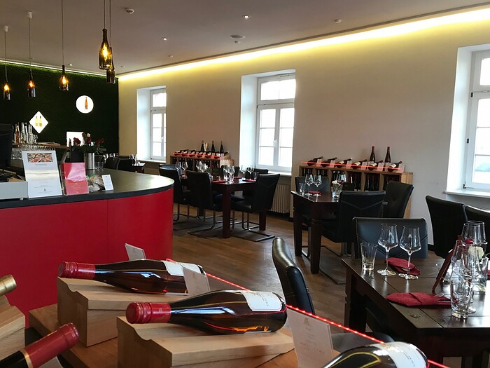 Domänenweingut Schloss Schönborn Vinothek & Weinbistro in Hattenheim, Foto 4